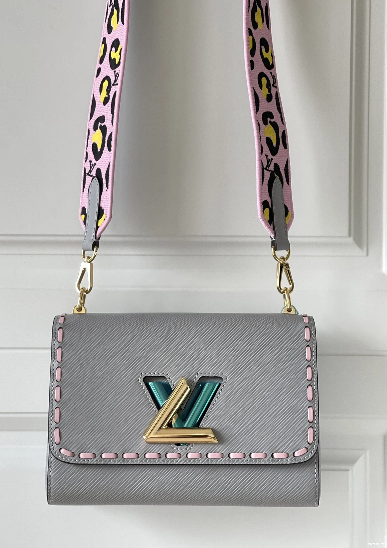 WIS LOUIS VUITTON TWIST MM 1002